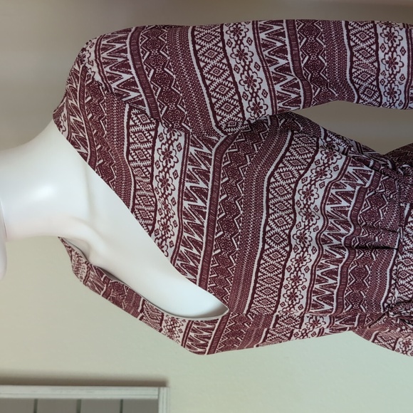 Lush Romper Long Sleeve, Skort-style Skirting EUC Size Sm-Med - Picture 3 of 14